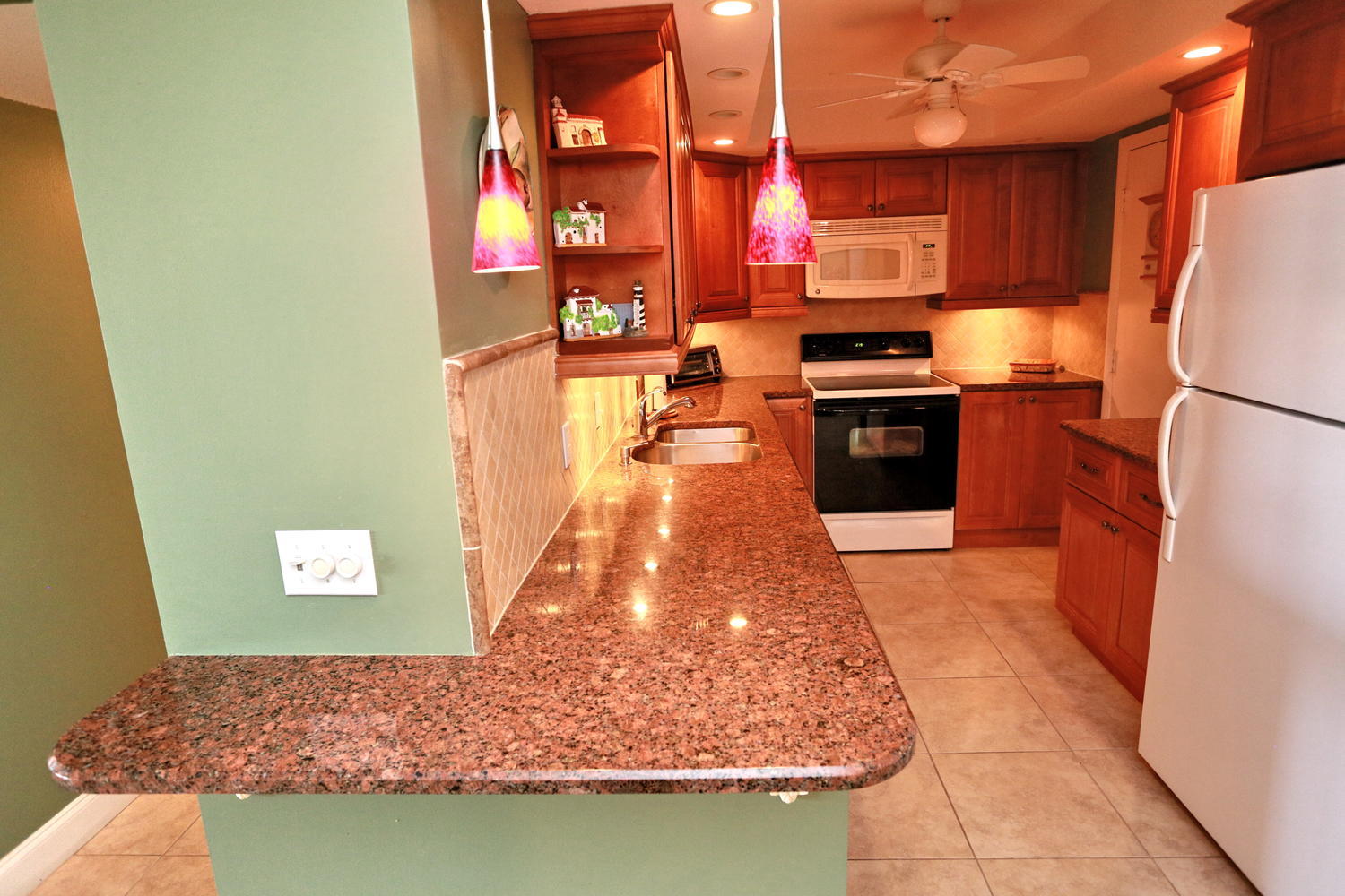 MAYAN TOWERS CONDO 1 - Residential Lease