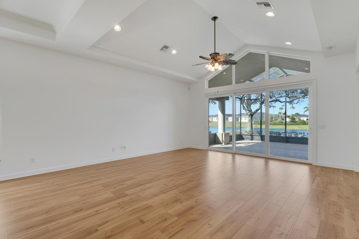 Island Point - Residential