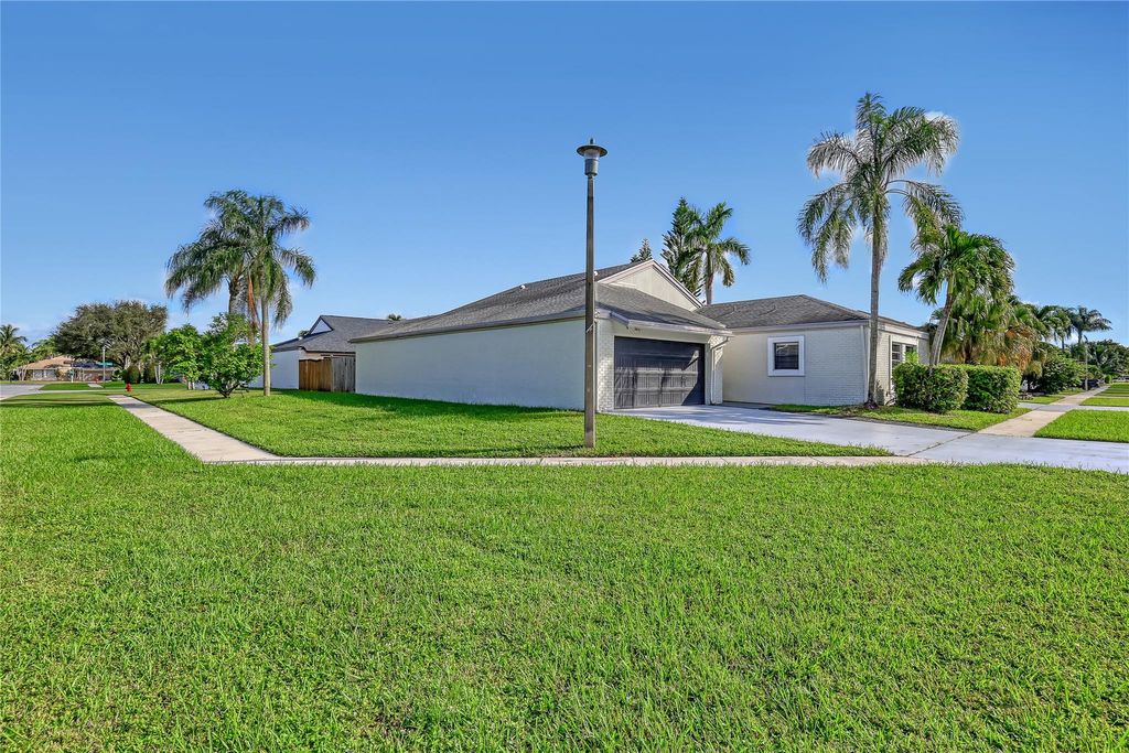 Photo of 11531 Clear Creek Place, Boca Raton, FL 33428 (MLS # F10499771)