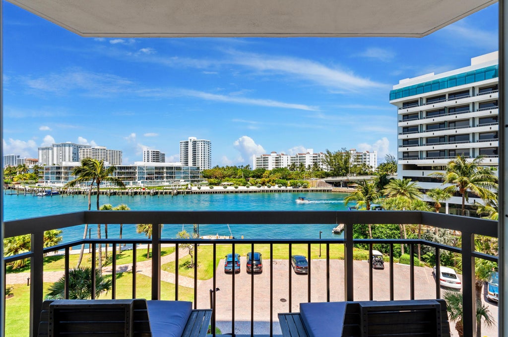 Photo of 901 E Camino Real Real #4c, Boca Raton, FL 33432 (MLS # R11091702)