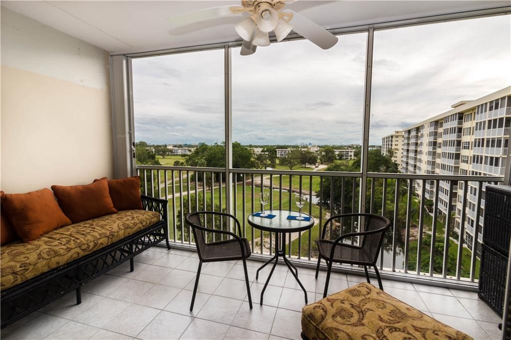 PALM AIRE COUNTRY CLUB - Residential
