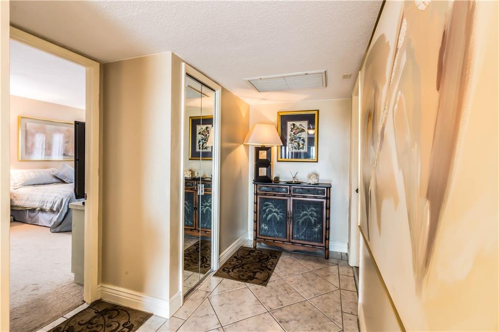 PALM AIRE COUNTRY CLUB - Residential