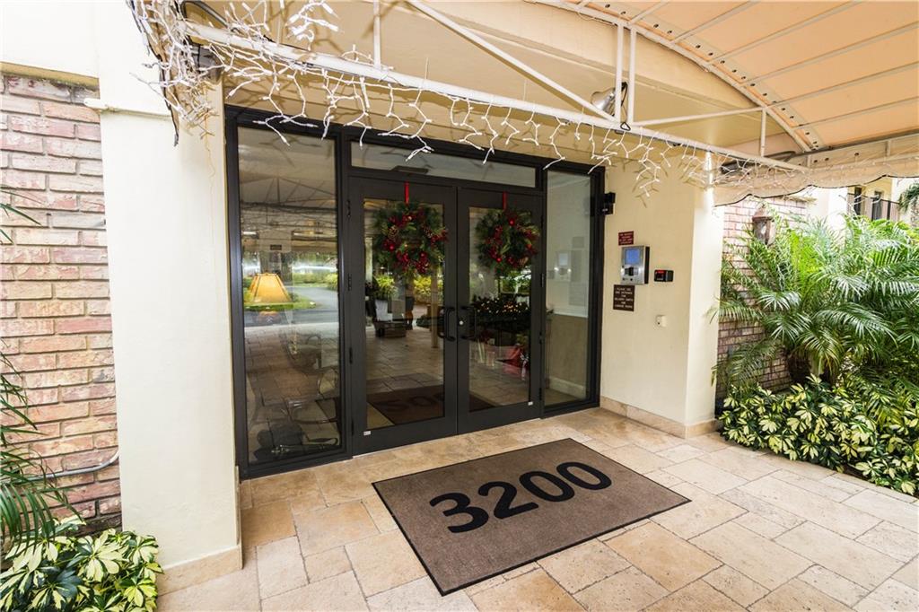PALM AIRE COUNTRY CLUB - Residential