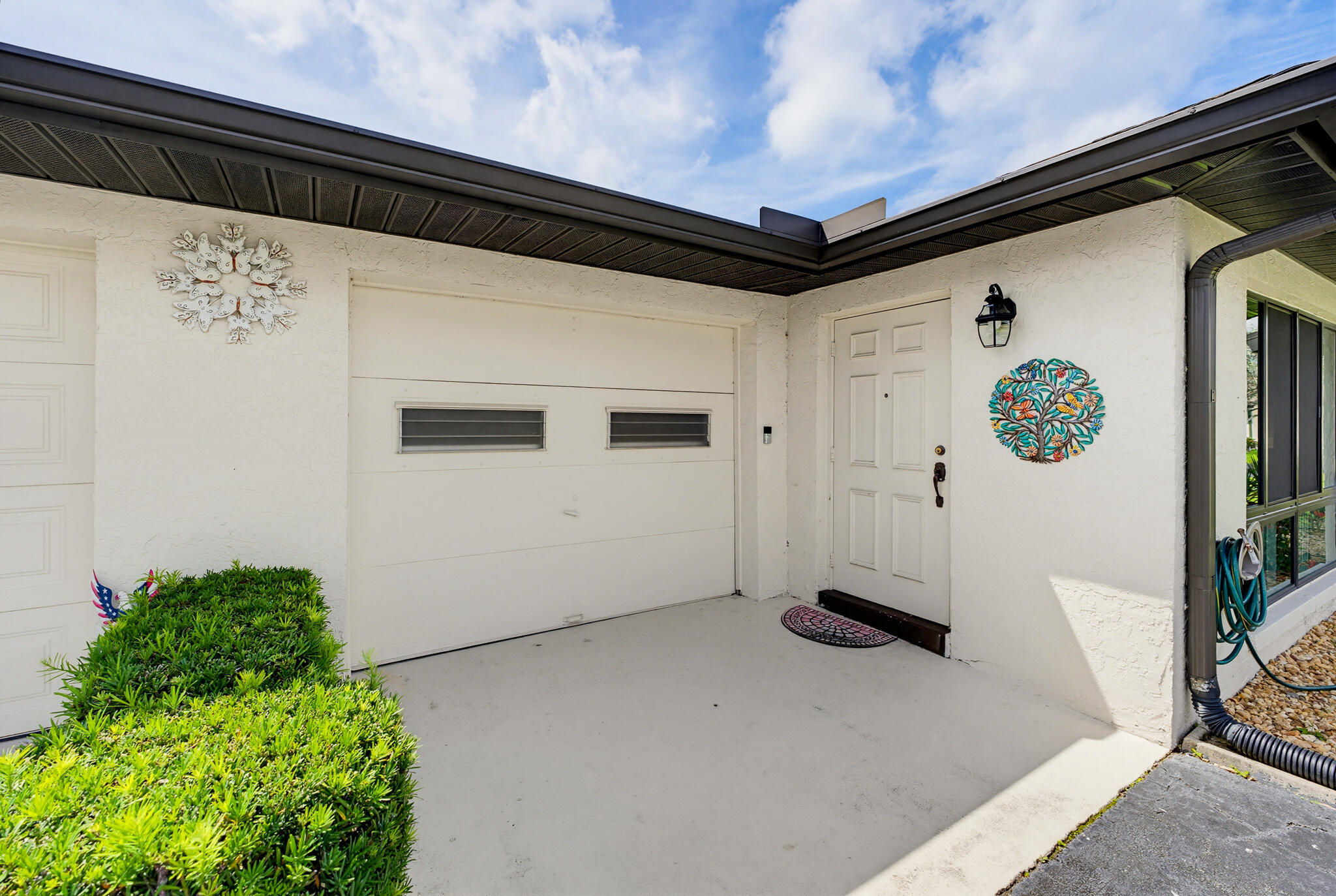 4854 Equestrian Circle Apt B