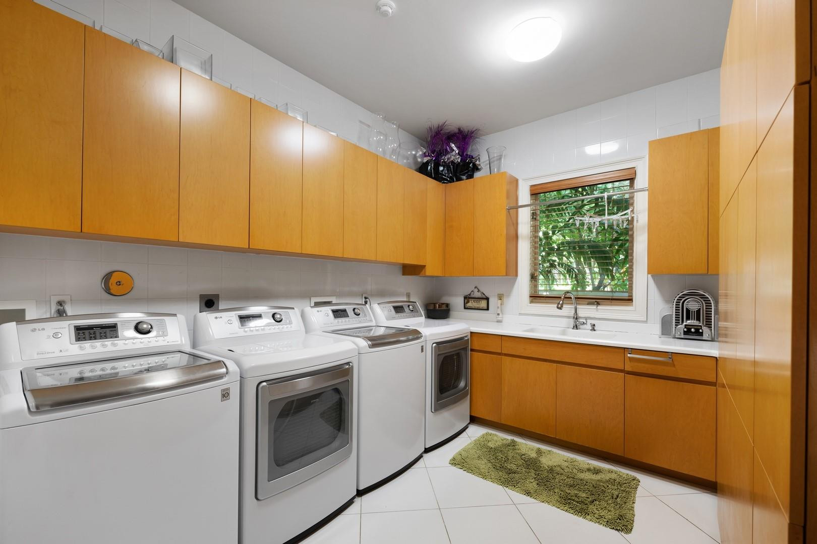 COLEE HAMMOCK - Residential