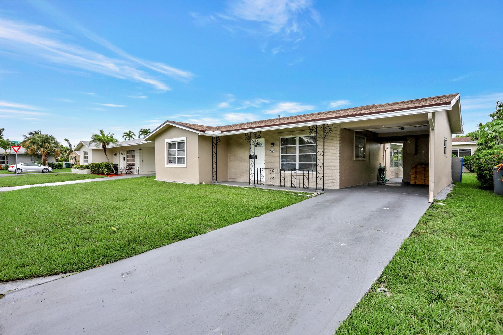 7102 NW 57th Dr