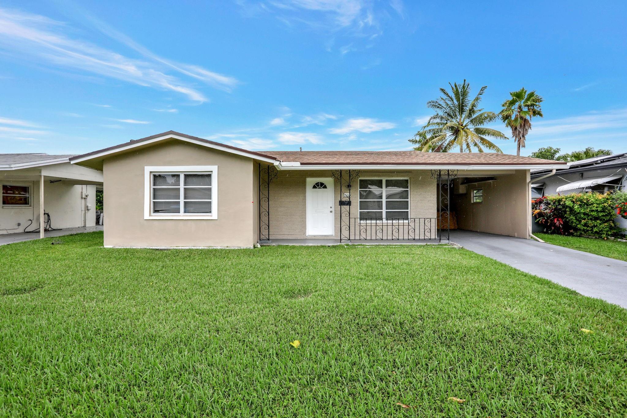 7102 NW 57th Dr