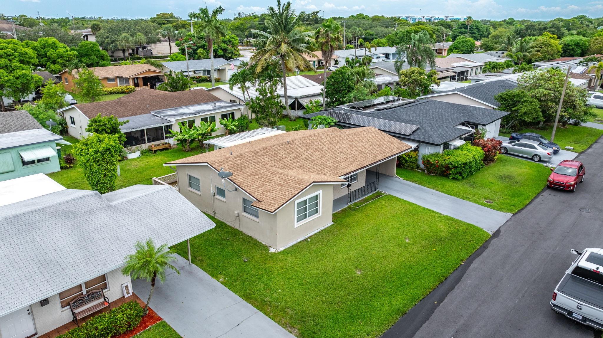 7102 NW 57th Dr