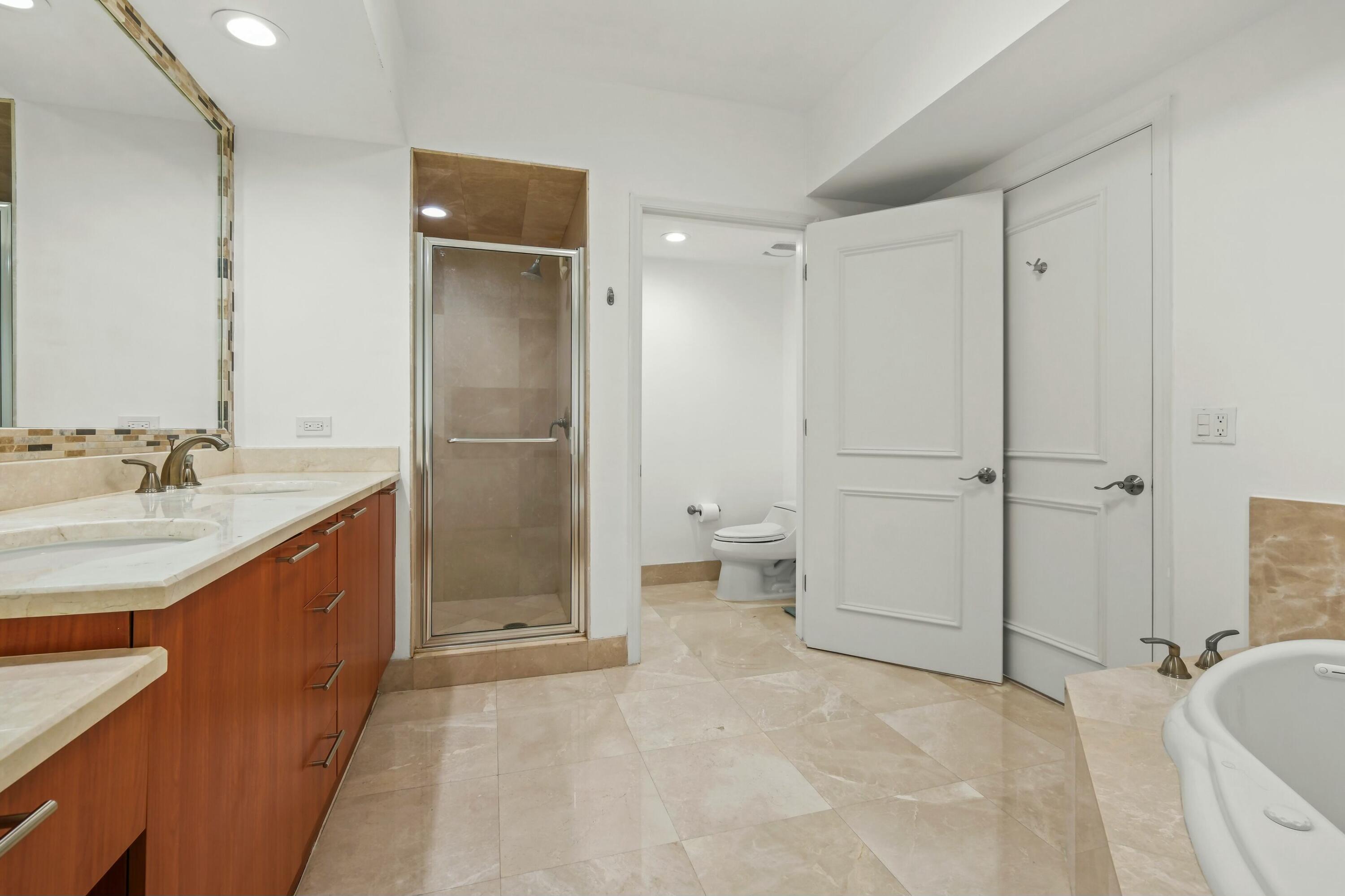 MARINA GRANDE RIVIERA BEACH CONDO - Residential