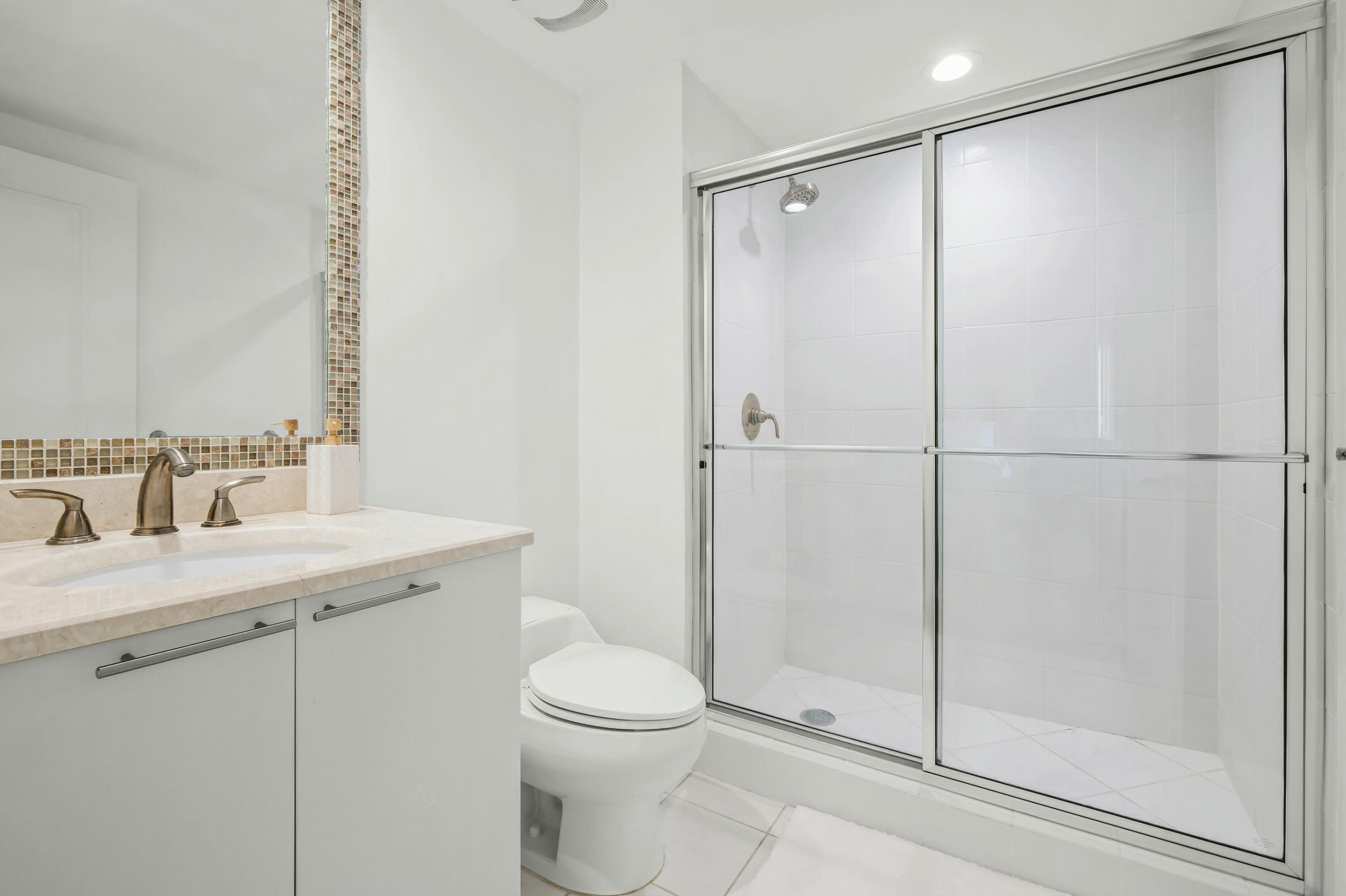 MARINA GRANDE RIVIERA BEACH CONDO - Residential