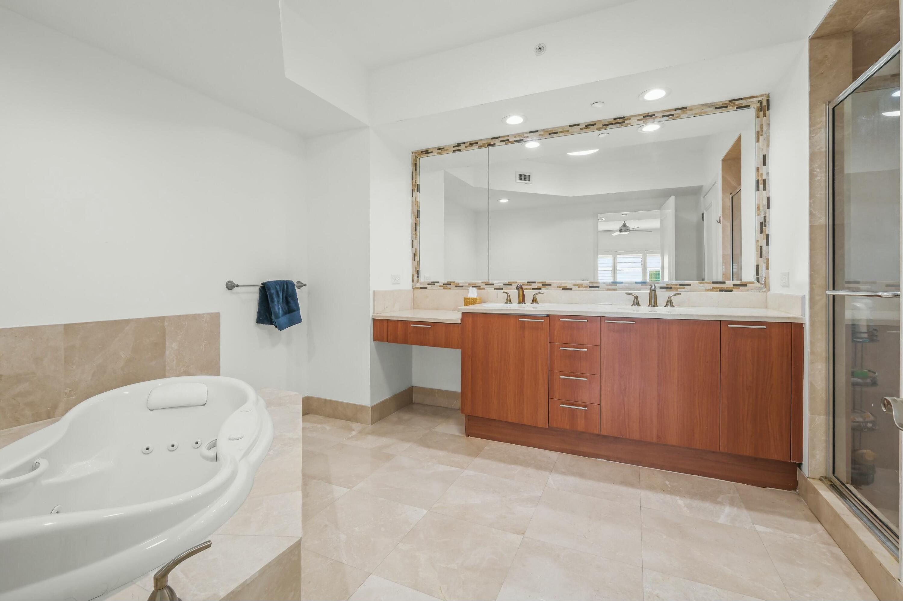 MARINA GRANDE RIVIERA BEACH CONDO - Residential