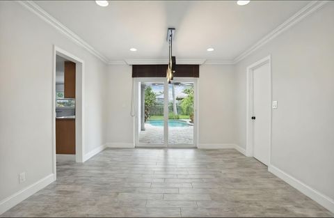 Tiny photo for 603 SE 7th Avenue, Deerfield Beach, FL 33441 (MLS # R11169747)