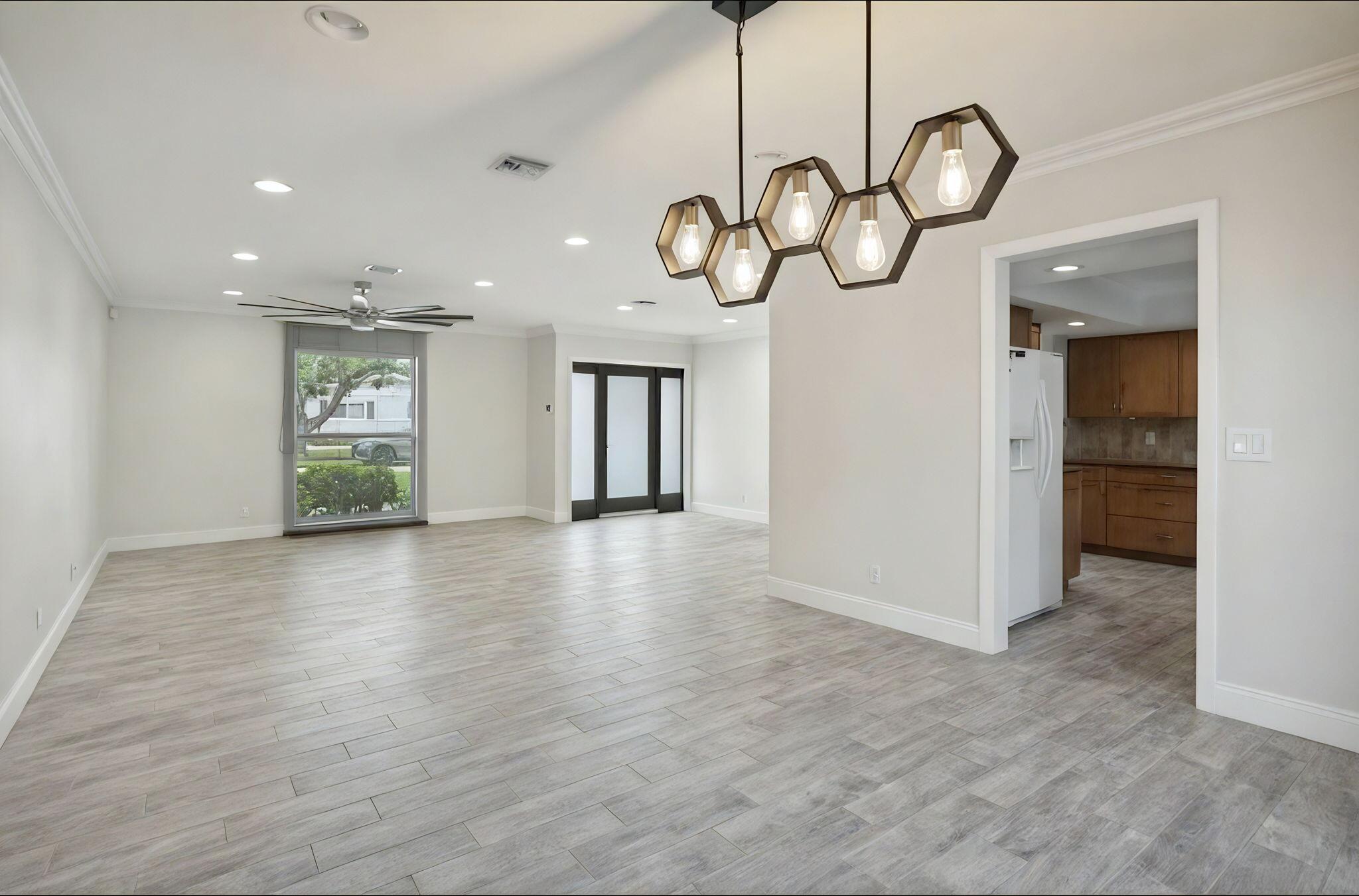 DEERFIELD BEACH GARDENS - Residential