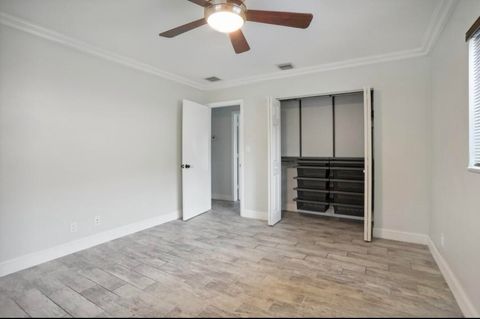 Tiny photo for 603 SE 7th Avenue, Deerfield Beach, FL 33441 (MLS # R11169747)