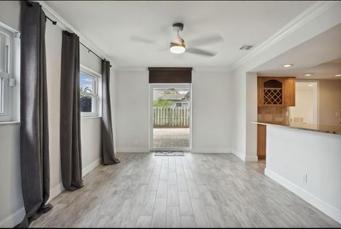 Tiny photo for 603 SE 7th Avenue, Deerfield Beach, FL 33441 (MLS # R11169747)