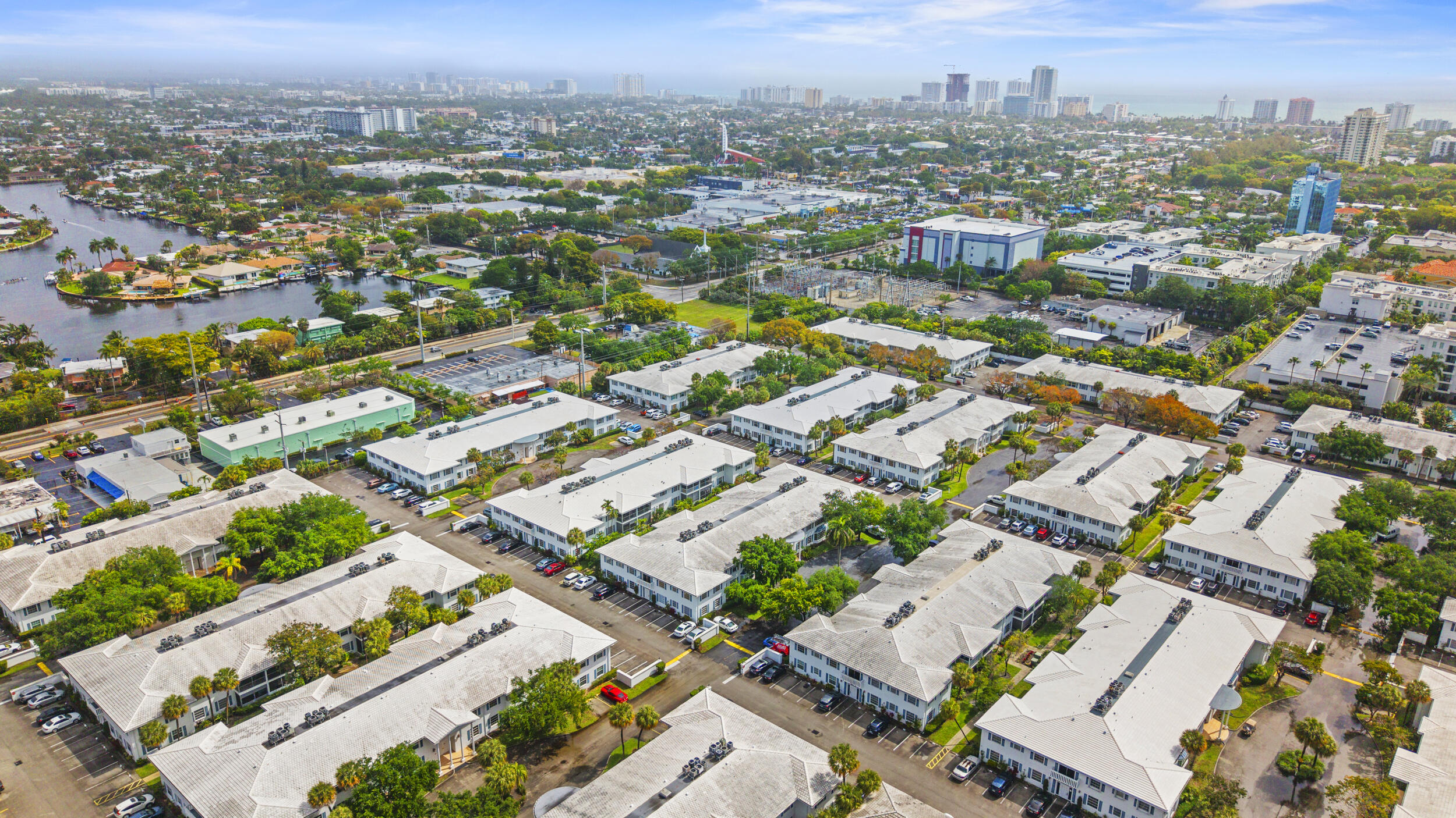 IMPERIAL POINT COLONNADES CONDO - Residential