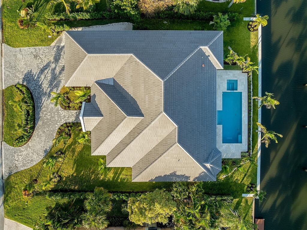 VERO ISLES PLAT NO 3 - Residential