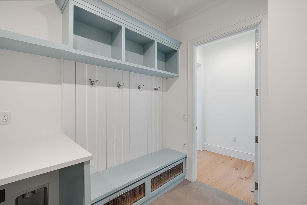 VERO ISLES PLAT NO 3 - Residential