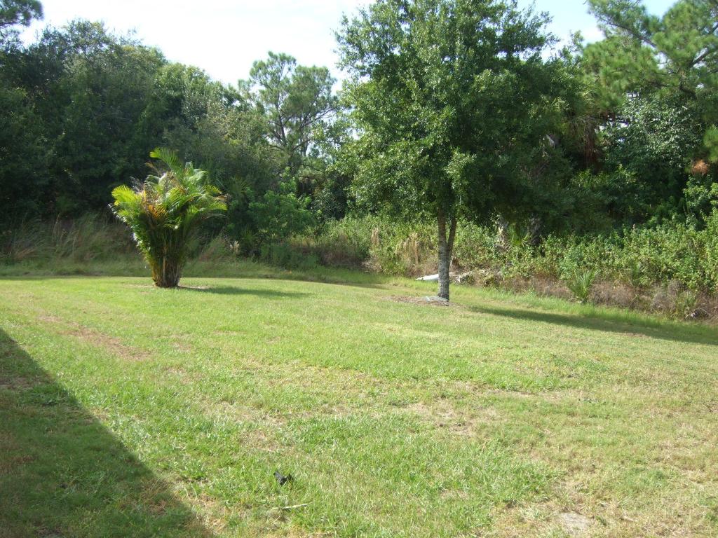 PORT ST LUCIE SECTION 11 - Residential Lease