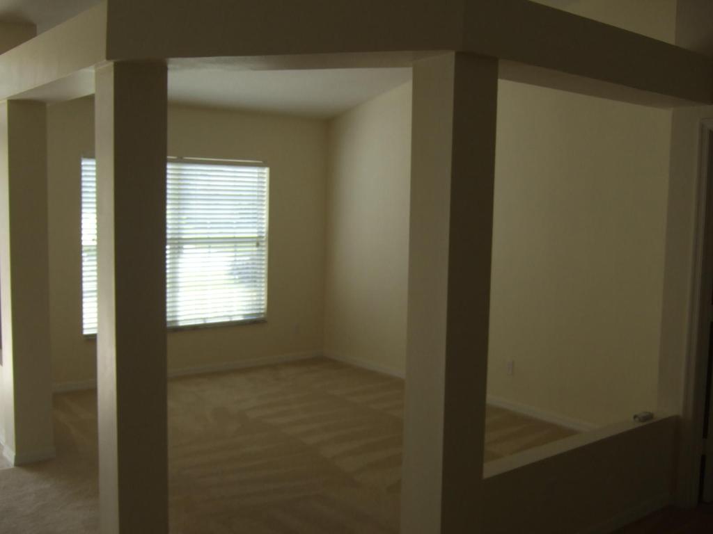 PORT ST LUCIE SECTION 11 - Residential Lease