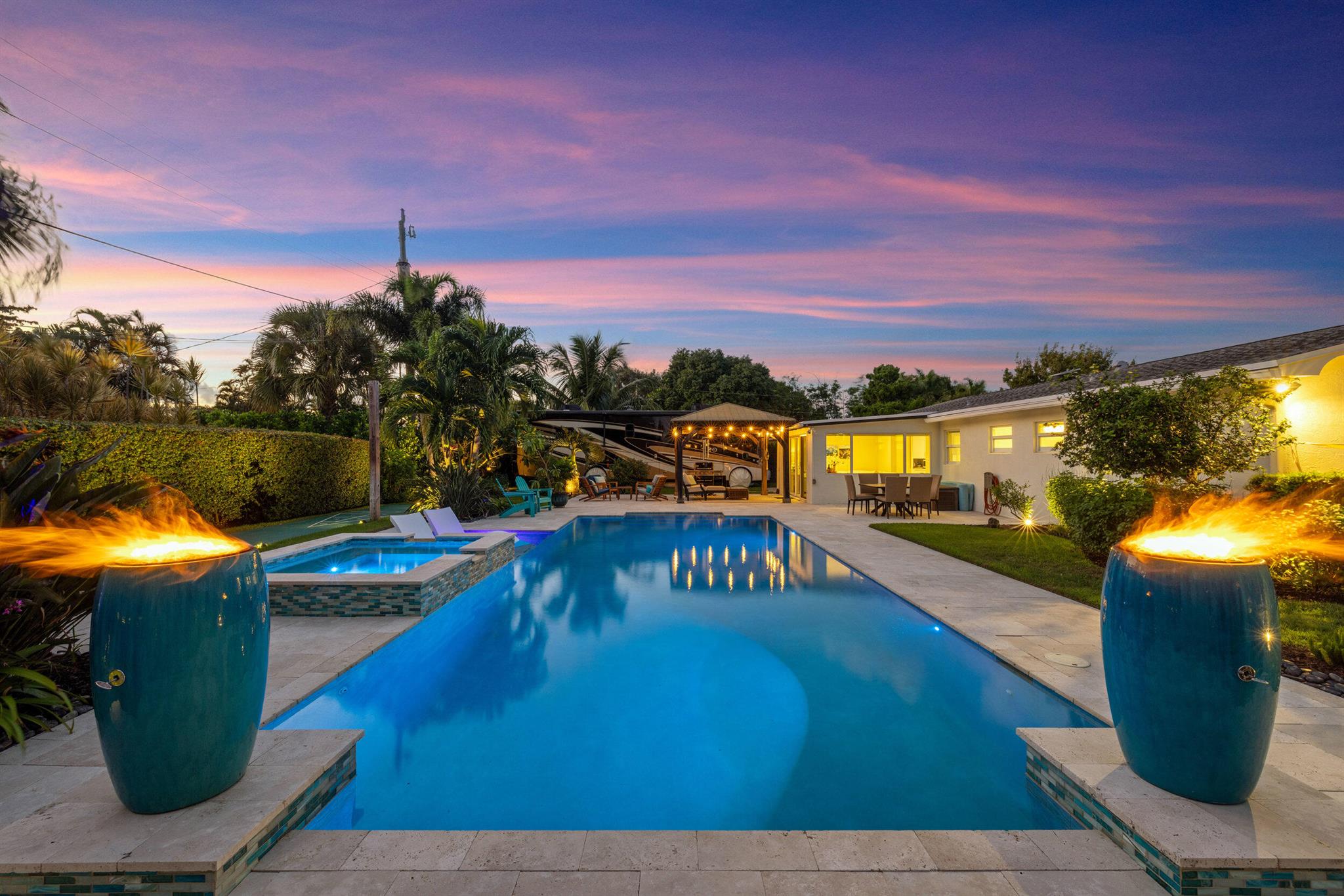 NORTH PALM BEACH VILLAGE - Residential