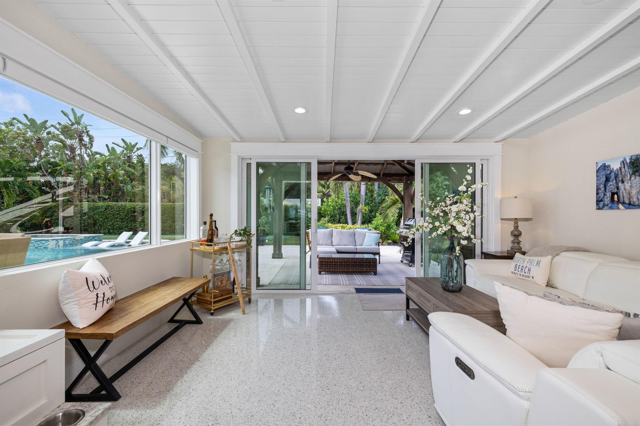NORTH PALM BEACH VILLAGE - Residential