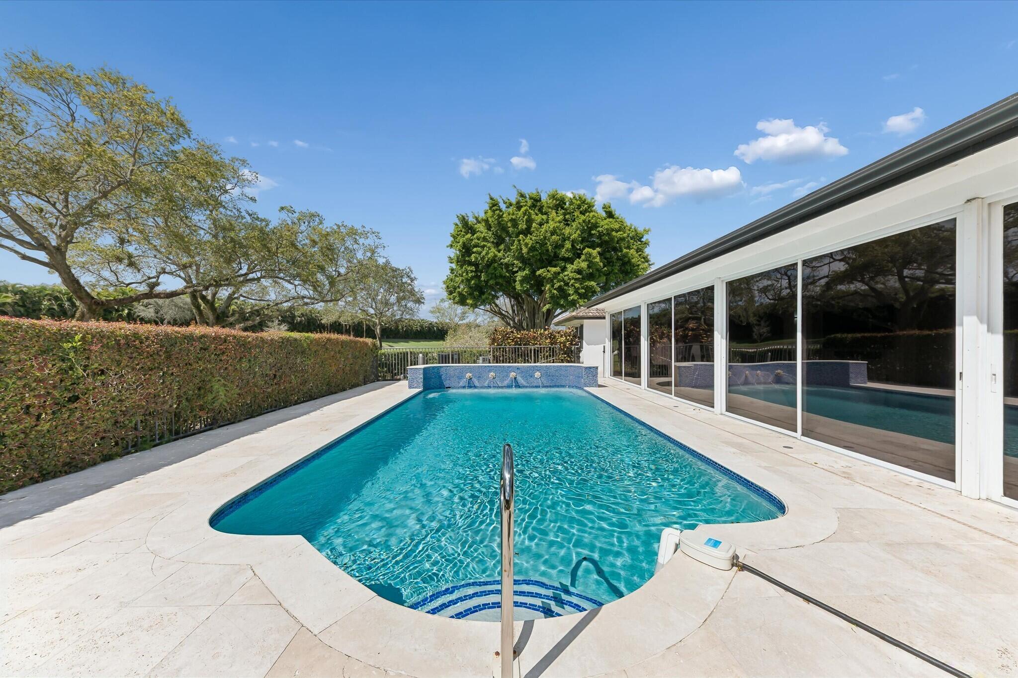 DELRAY DUNES - Residential