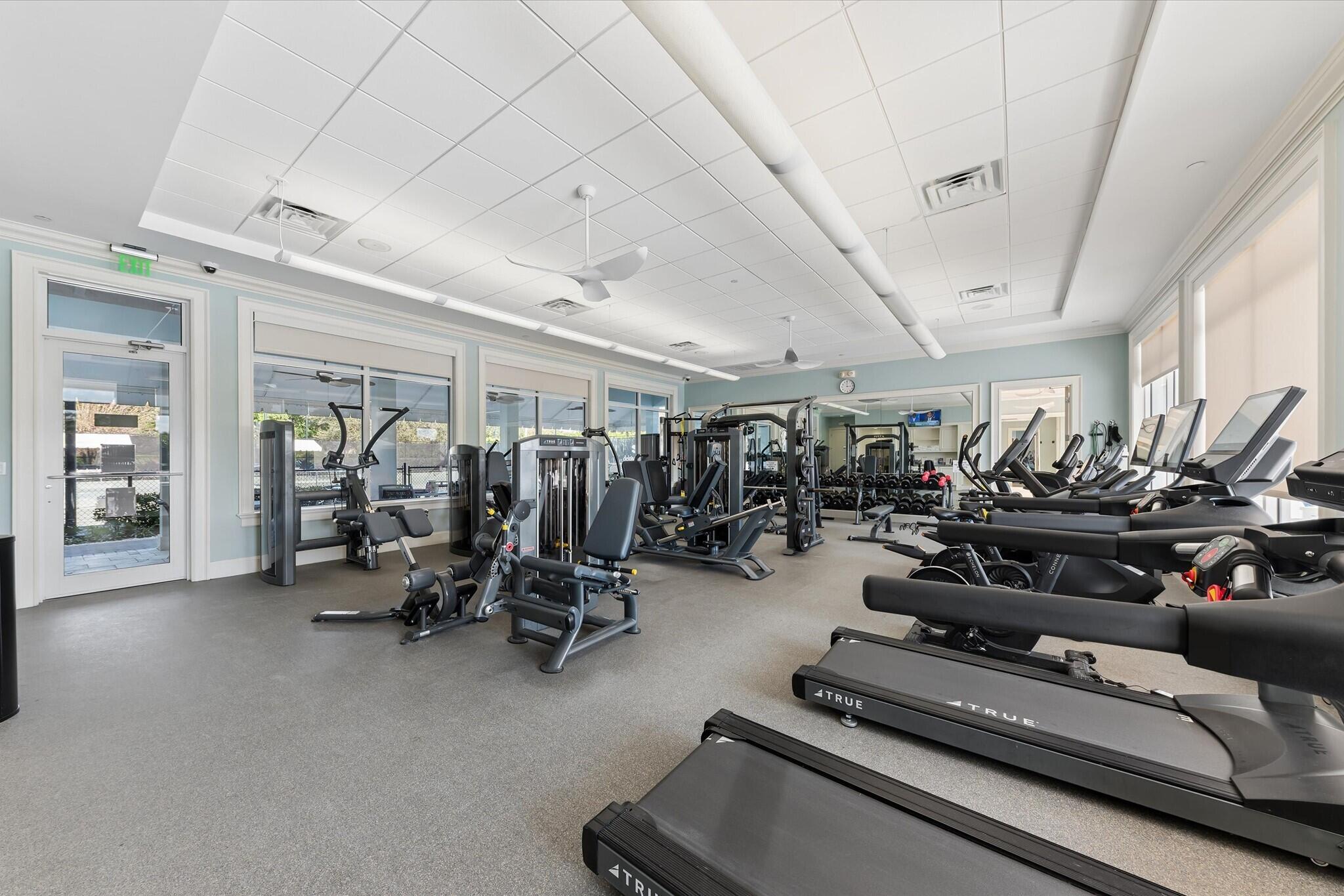 DELRAY DUNES - Residential