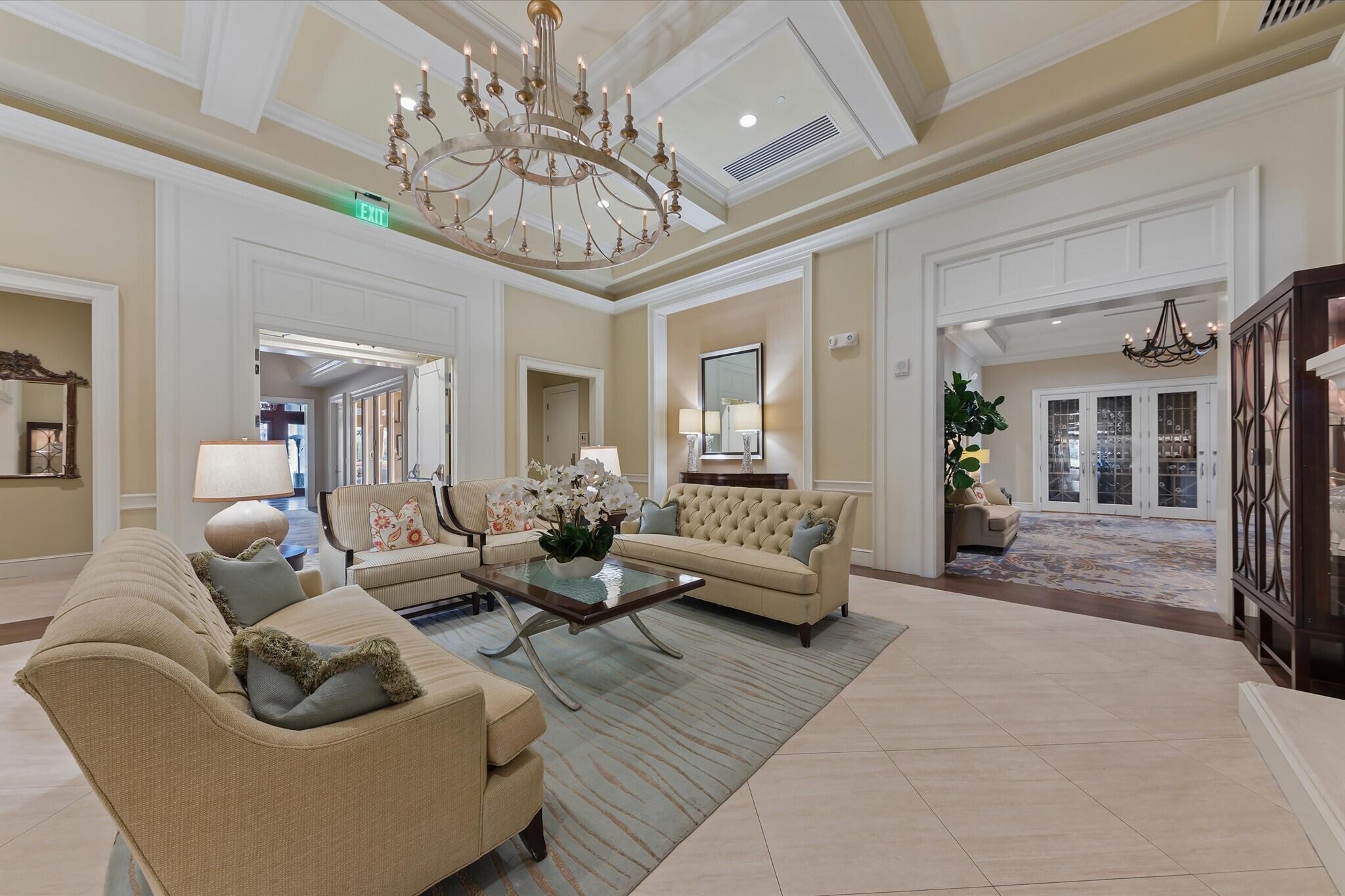 DELRAY DUNES - Residential