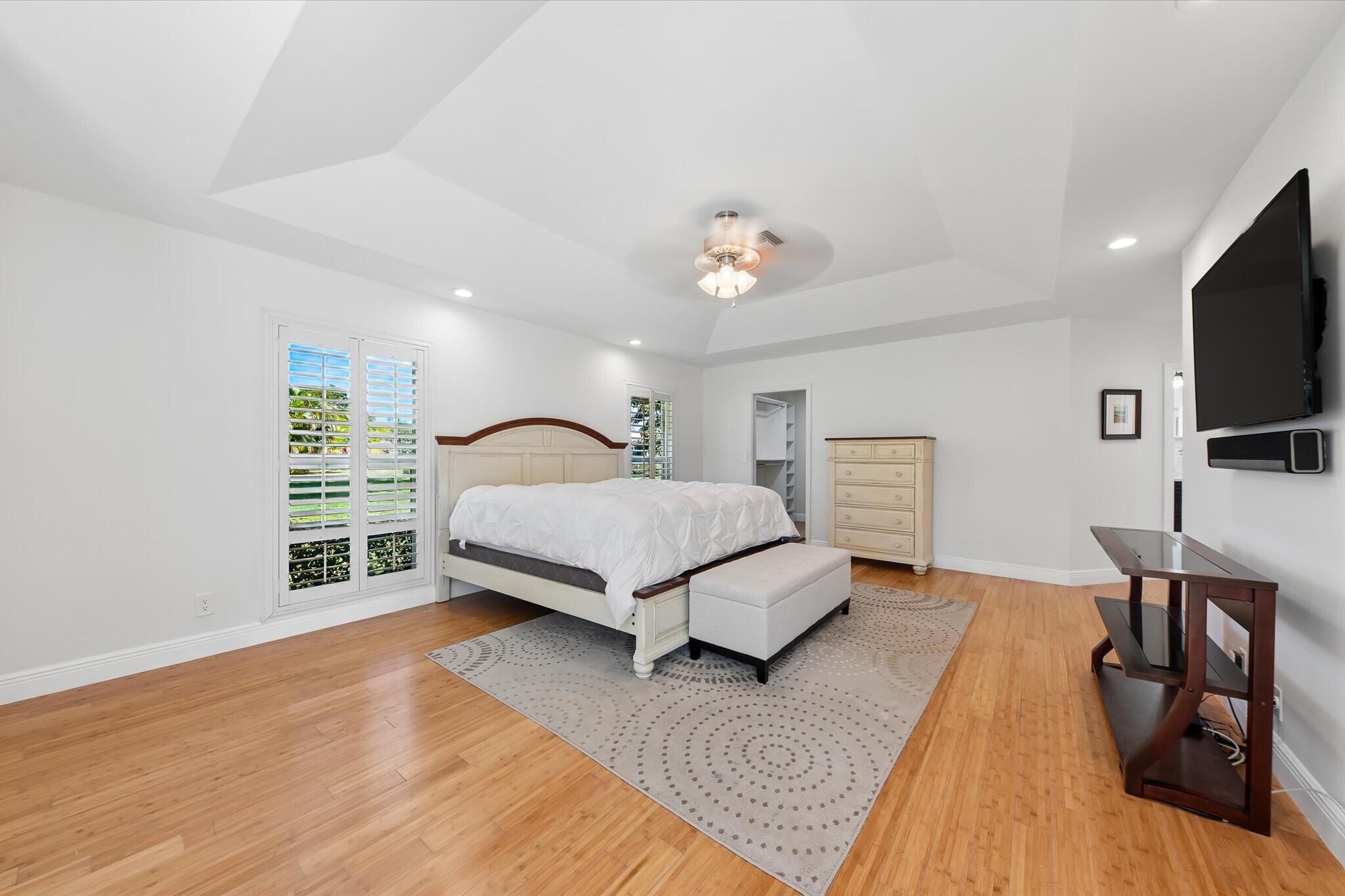 DELRAY DUNES - Residential