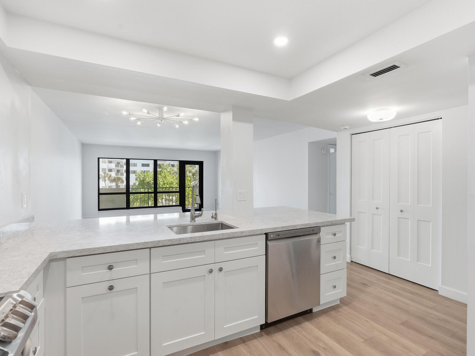 5000 N Ocean Boulevard 306