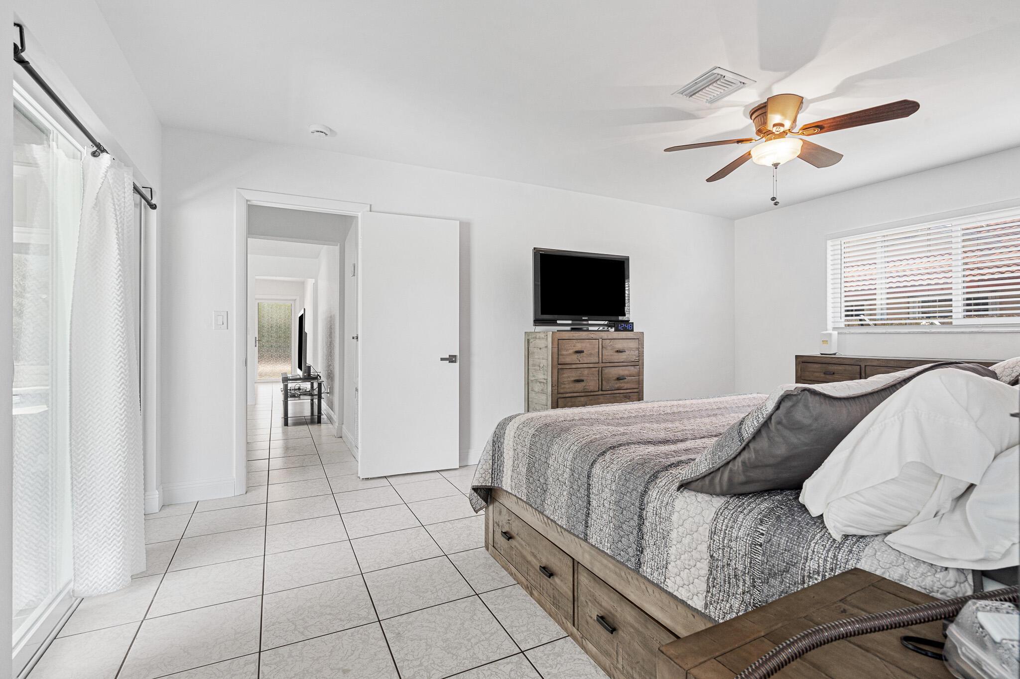 THE BANYAN DRIVE ESTATES - Residential