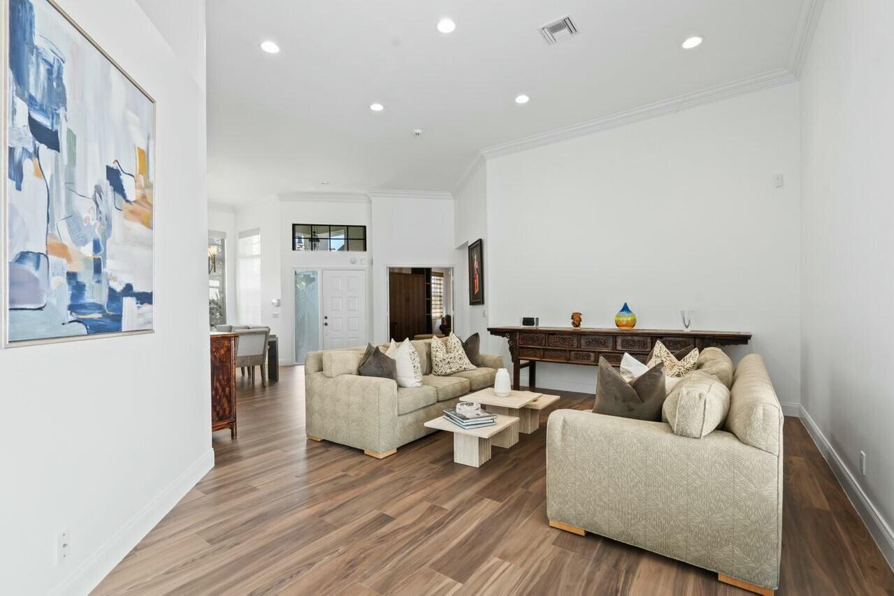 2437 NW 64th Street