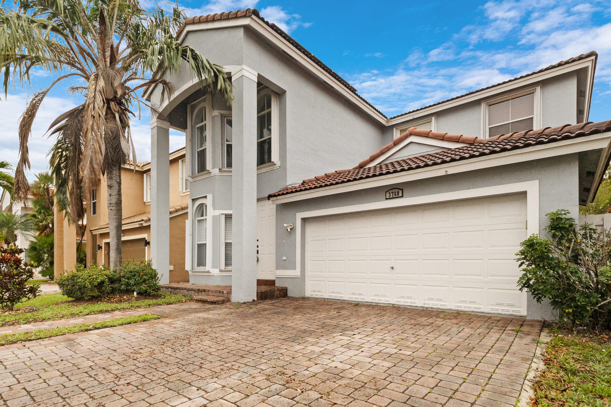 MAPLE RIDGE - Residential