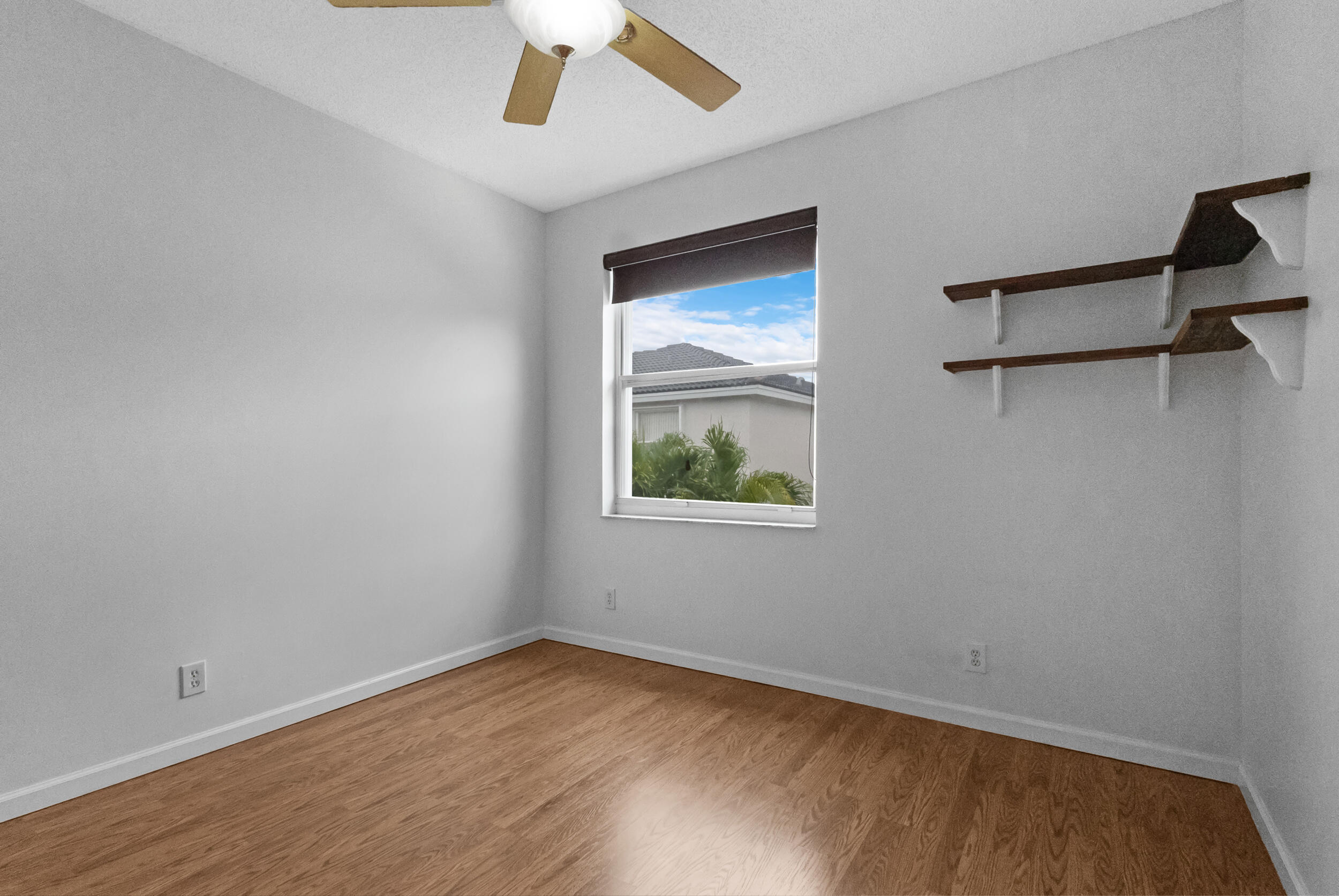 MAPLE RIDGE - Residential