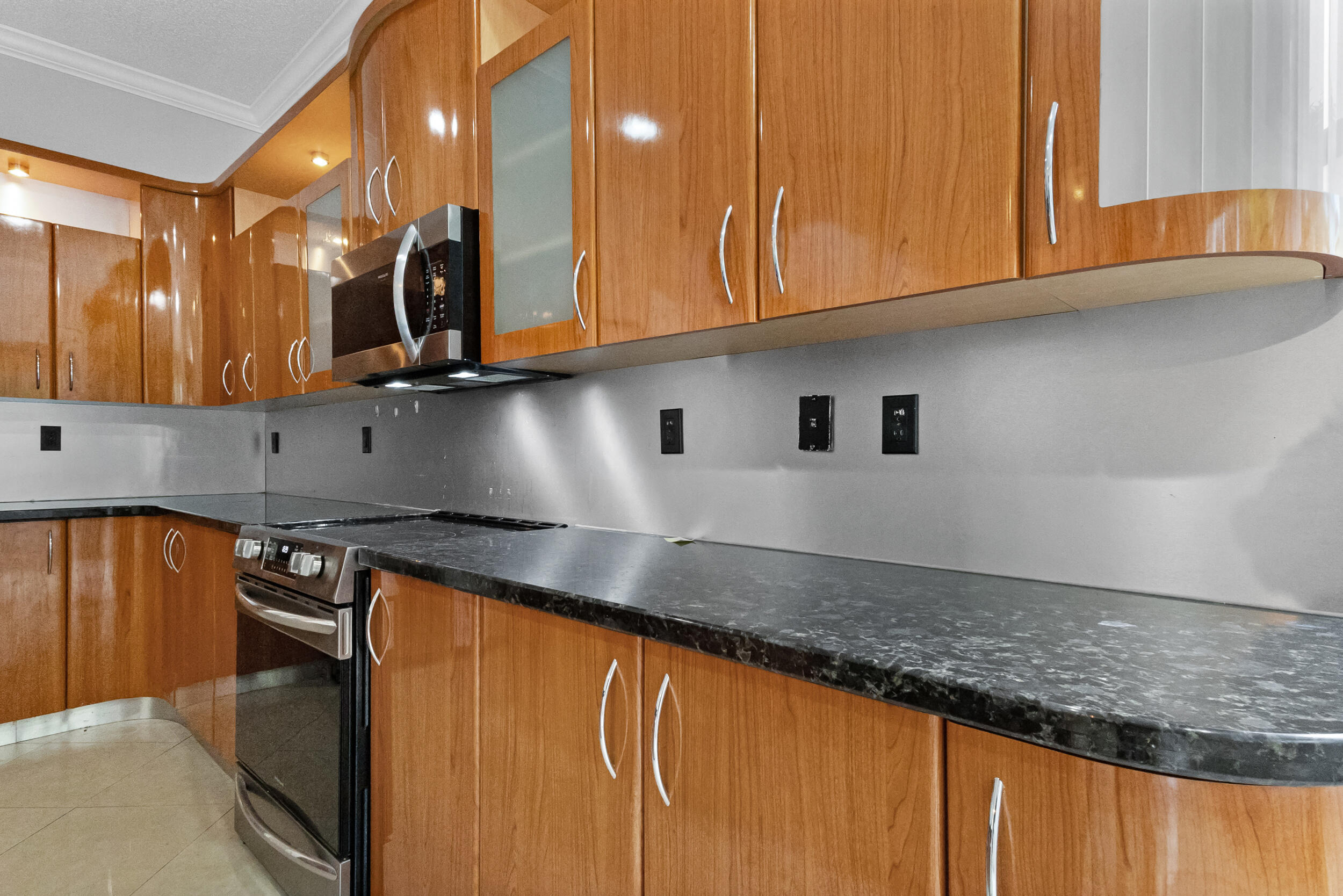 MAPLE RIDGE - Residential