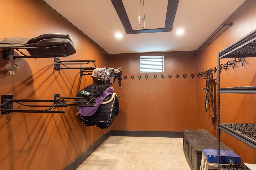 Rustic Ranches of Welling - Residential