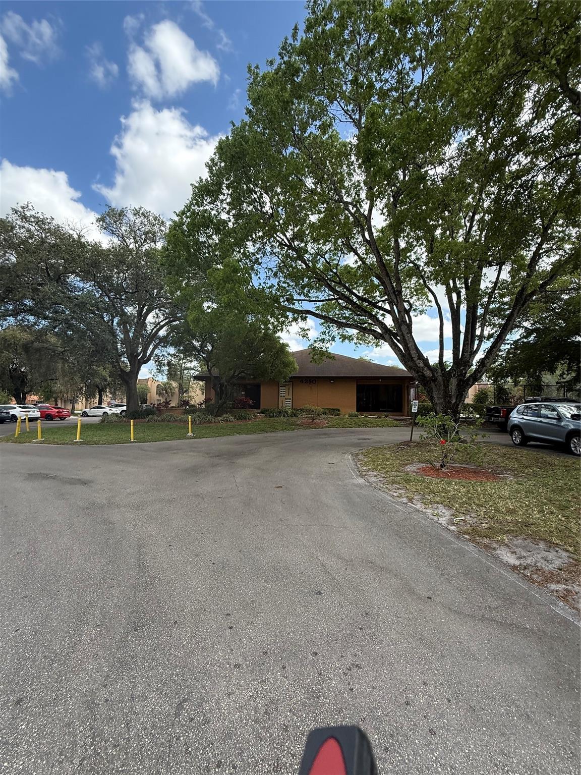 4221 NW 19th St 276