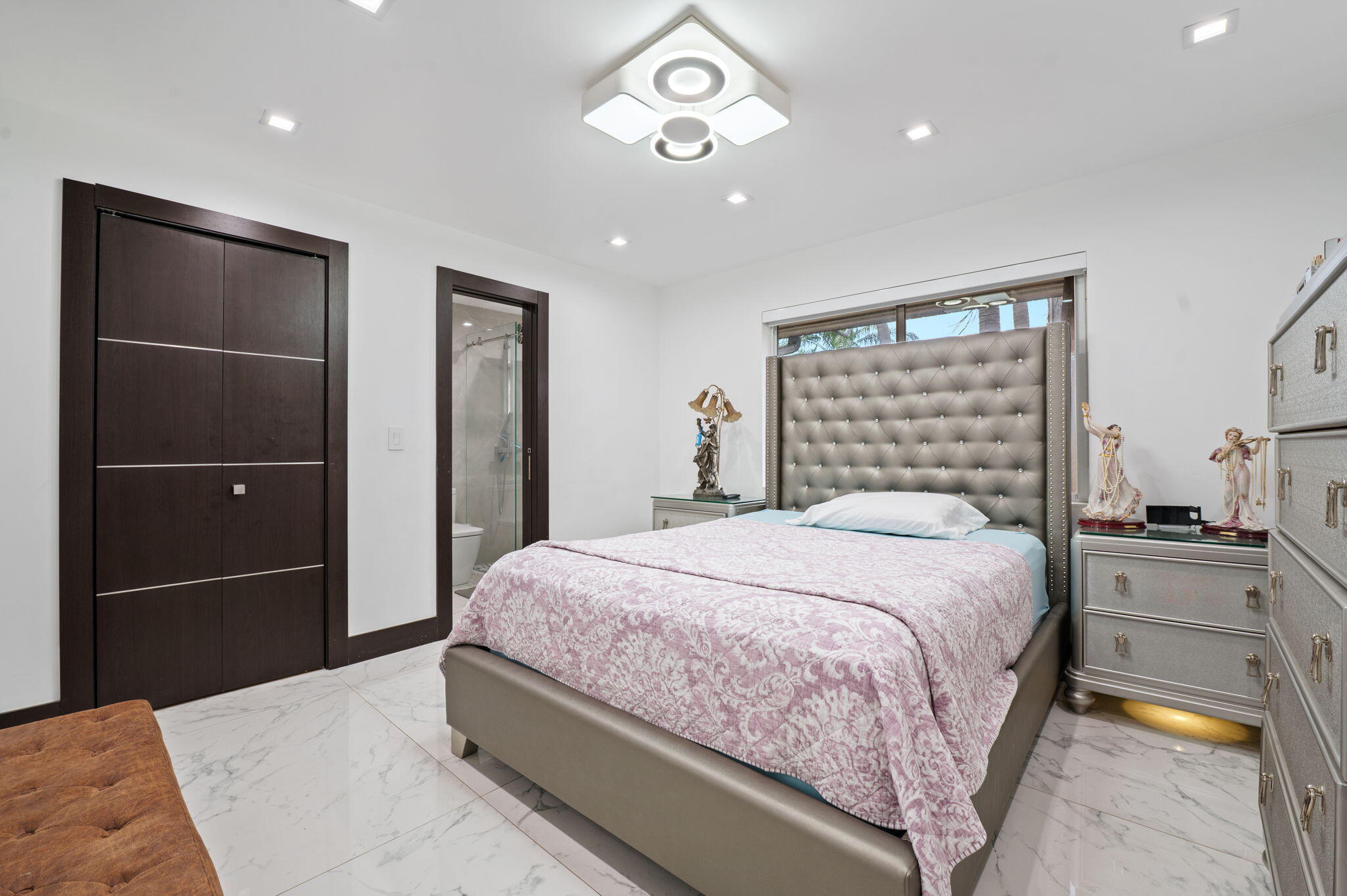 J G HEADS FARMS - Residential