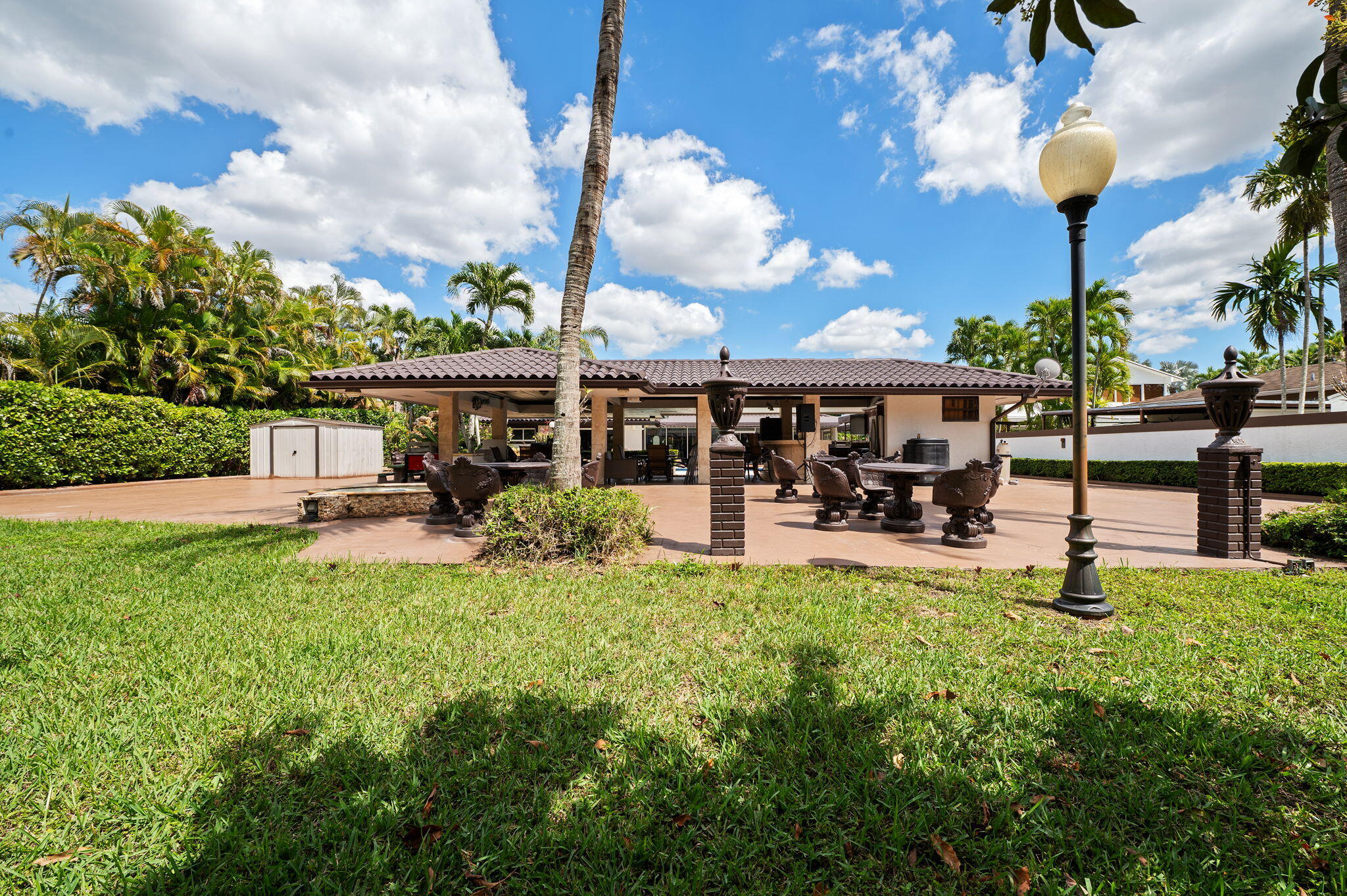 J G HEADS FARMS - Residential