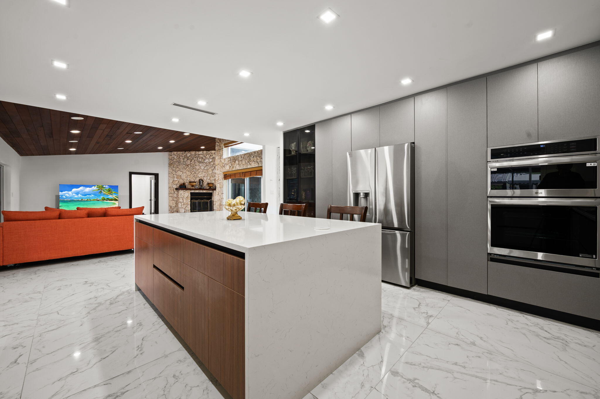 J G HEADS FARMS - Residential