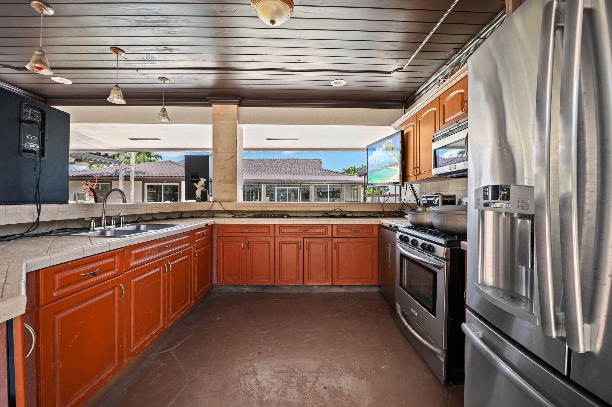 J G HEADS FARMS - Residential