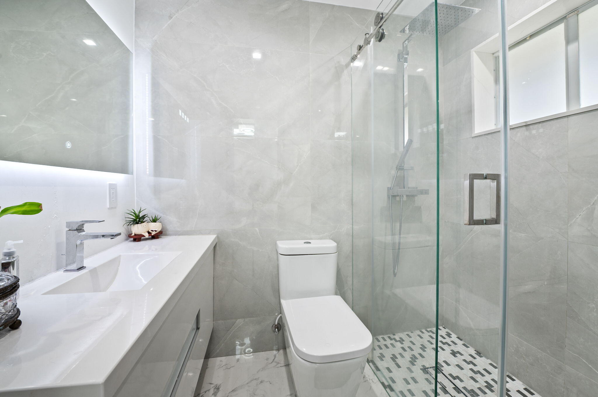 J G HEADS FARMS - Residential