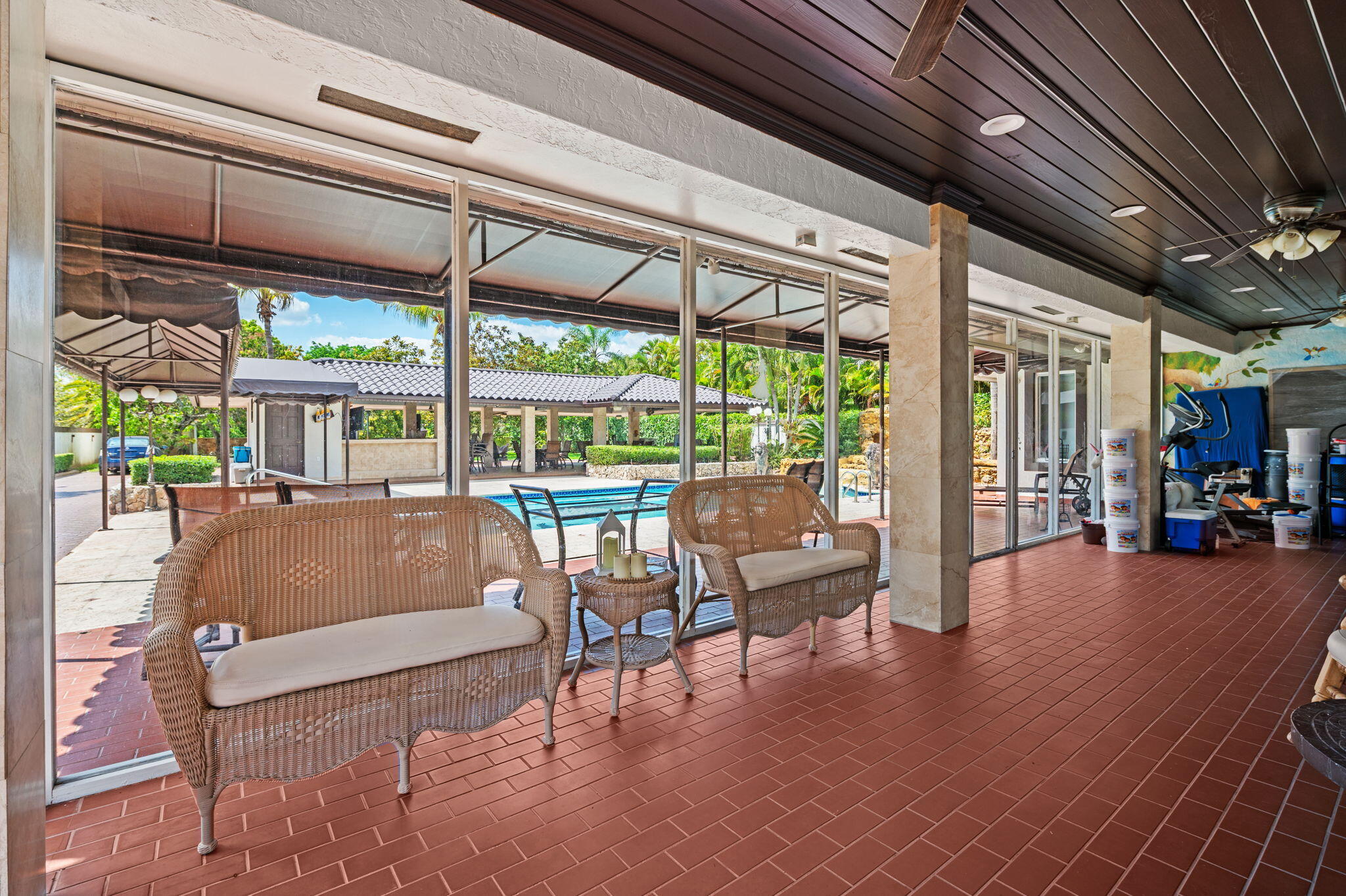 J G HEADS FARMS - Residential