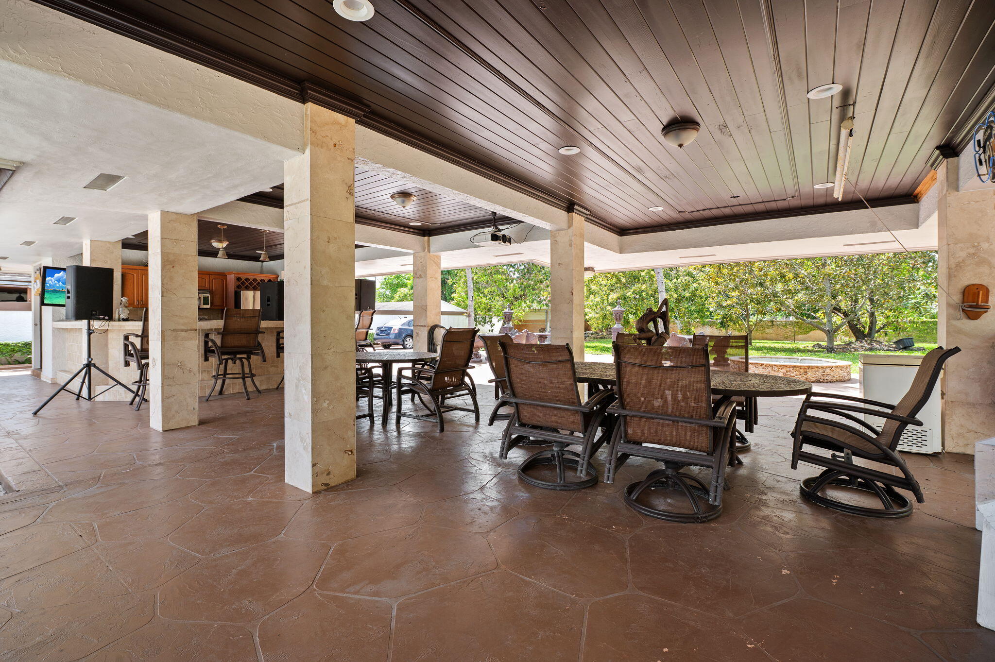 J G HEADS FARMS - Residential