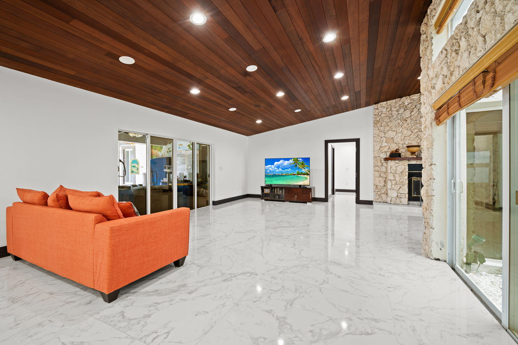 J G HEADS FARMS - Residential