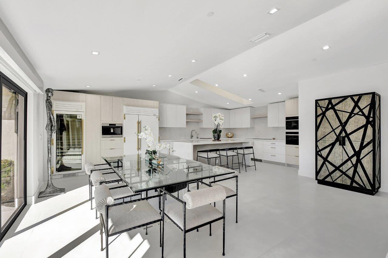 6778 Woodbridge Drive