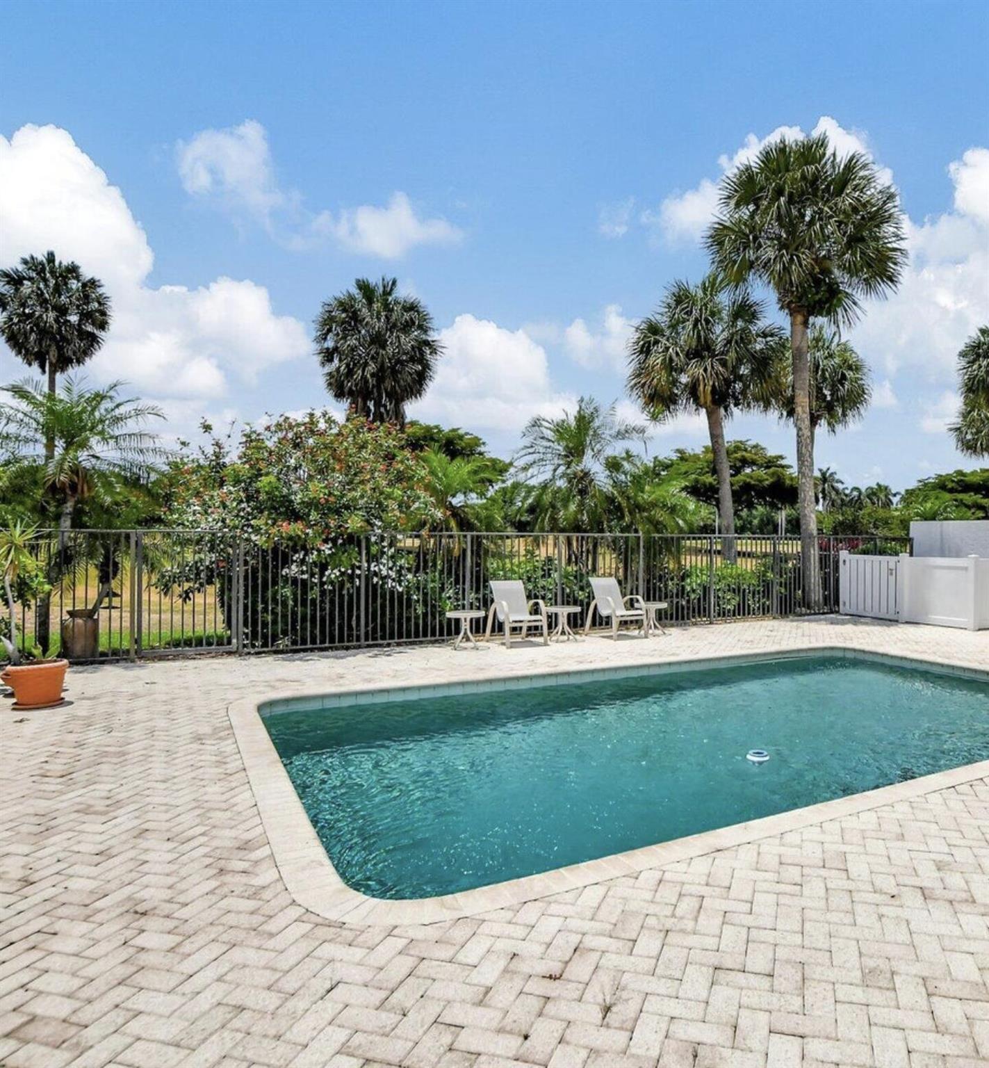 6778 Woodbridge Drive