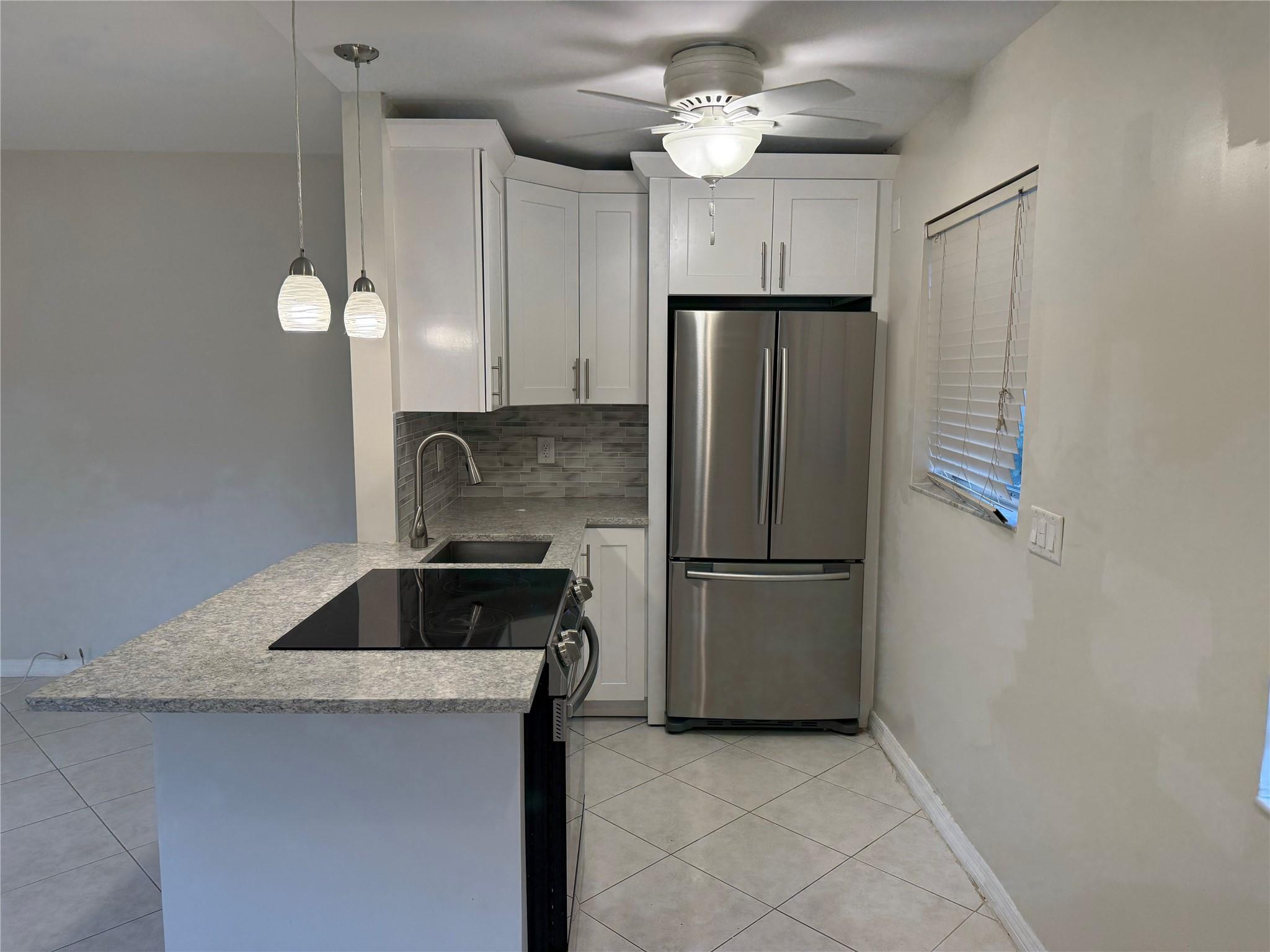 510 SW 15th St 106