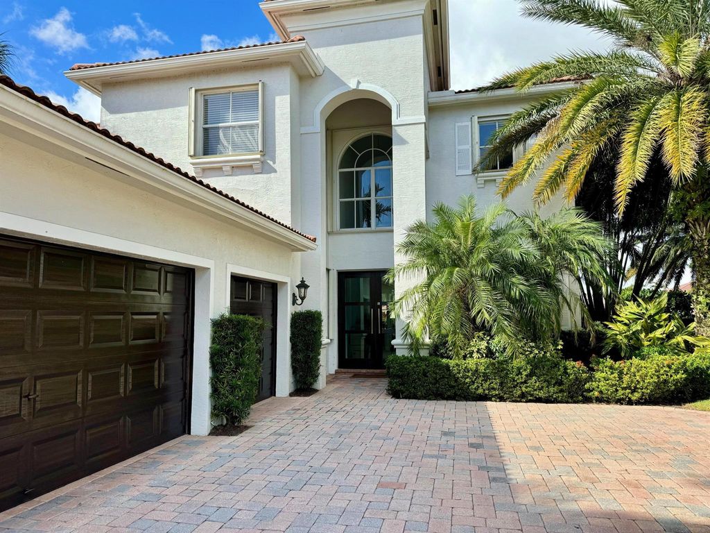 Photo of 107 Via Escobar Place, Palm Beach Gardens, FL 33418 (MLS # R11007880)